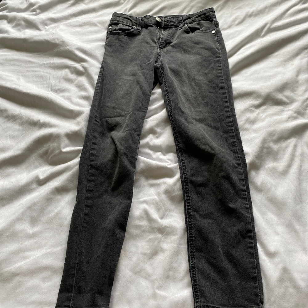 Girls black jeans!
